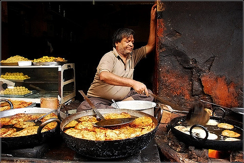 Street Food is Incredibly Popular in India. Photo Credit: irumge